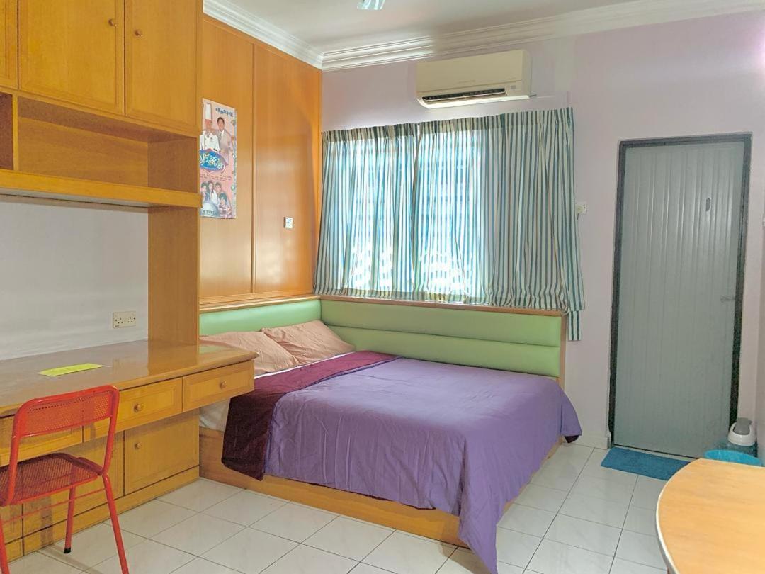 Cozy Modern Classic In
